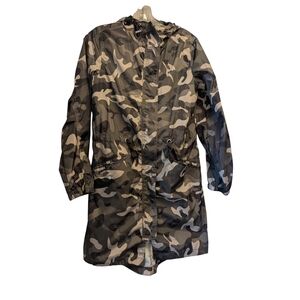 Fashion Nova Black and Green Camouflage Utility Jacket / Windbreaker - M